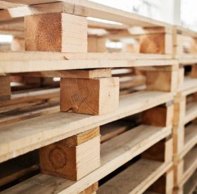Pallet gỗ giá rẻ chất lượng đạt chuẩn