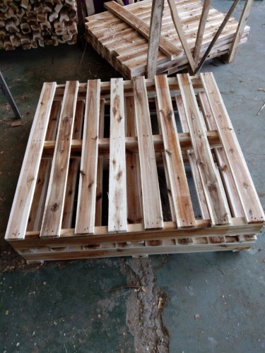 đơn vị sản xuất pallet gỗ