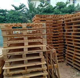 Xưởng sản xuất pallet gỗ Bình Phước theo yêu cầu